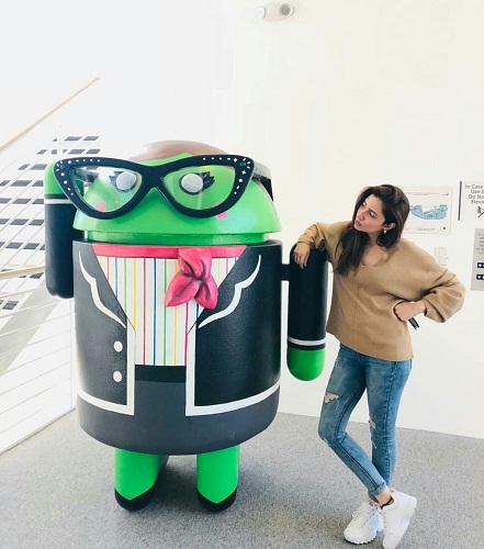 Mahira Khan At The Google Headquarters