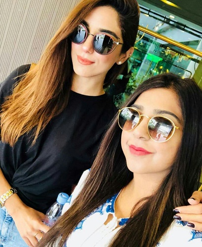 Maya Ali Is Very Close To Her Bother And Sister In Law