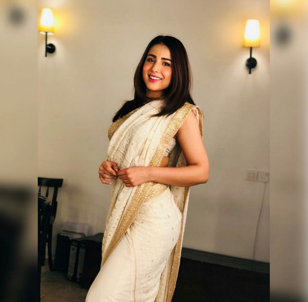 Ushna Shah Stuns In A Saari-Pictures