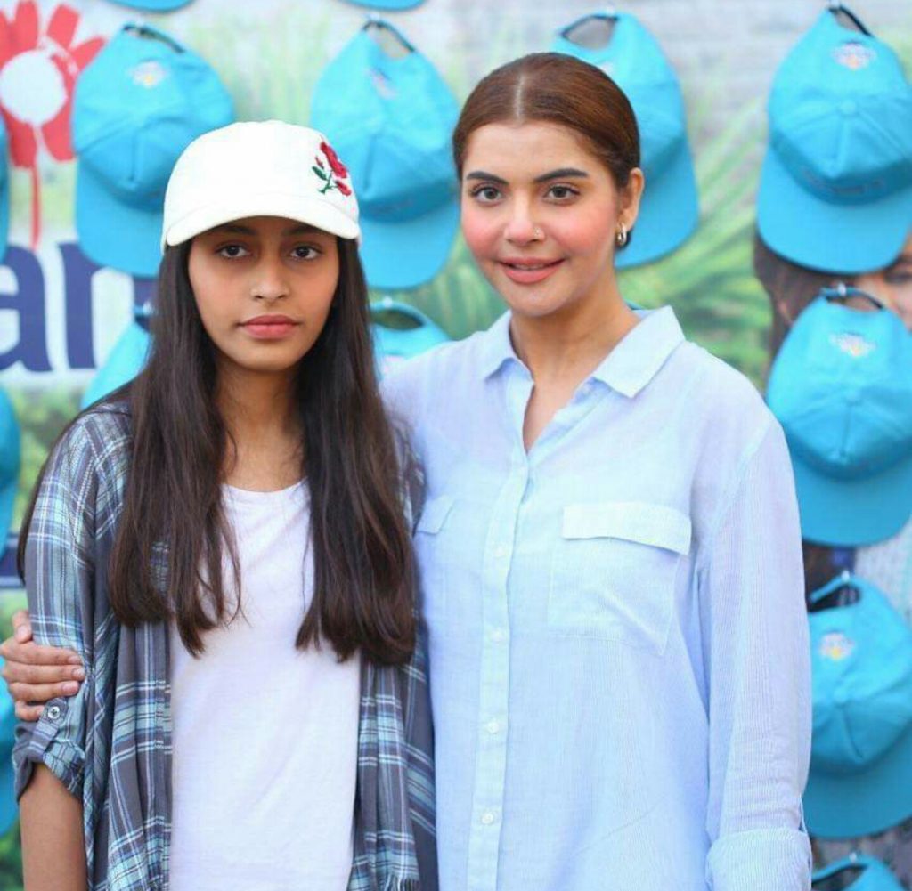 Nida Yasir Spends Time With Kids