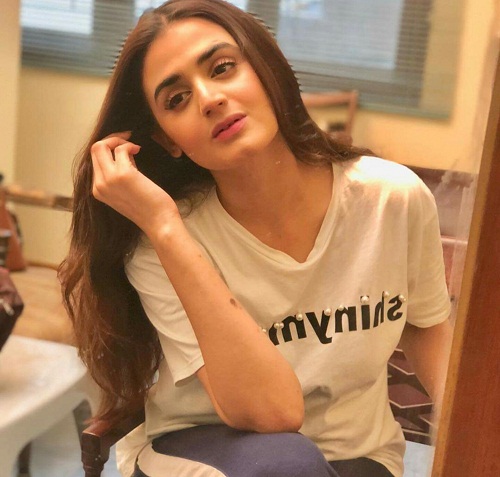 Hira Mani Is A Super Chill Mom