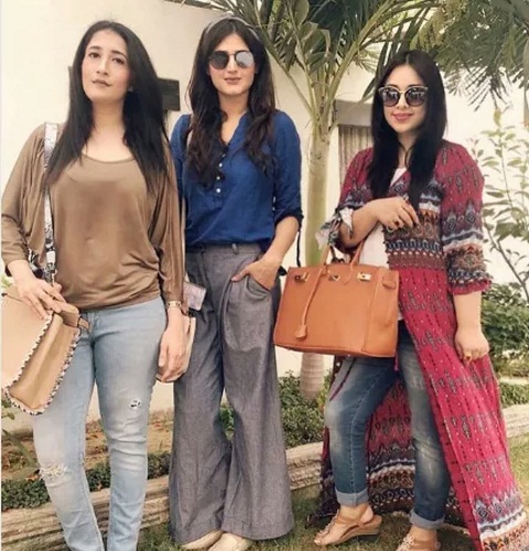 Hira Mani Is A Super Chill Mom