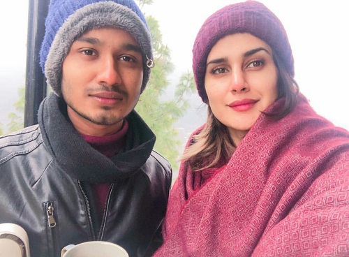 Kubra Khan On The Sets Of Alif