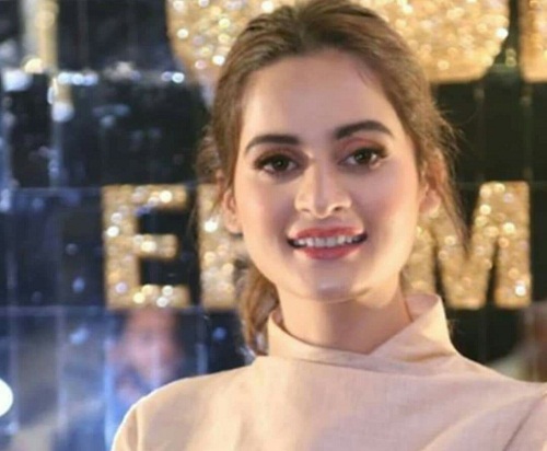 Aiman Khan At A Store Launch