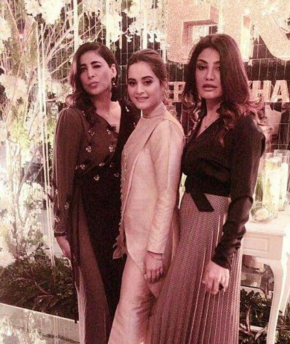 Aiman Khan At A Store Launch