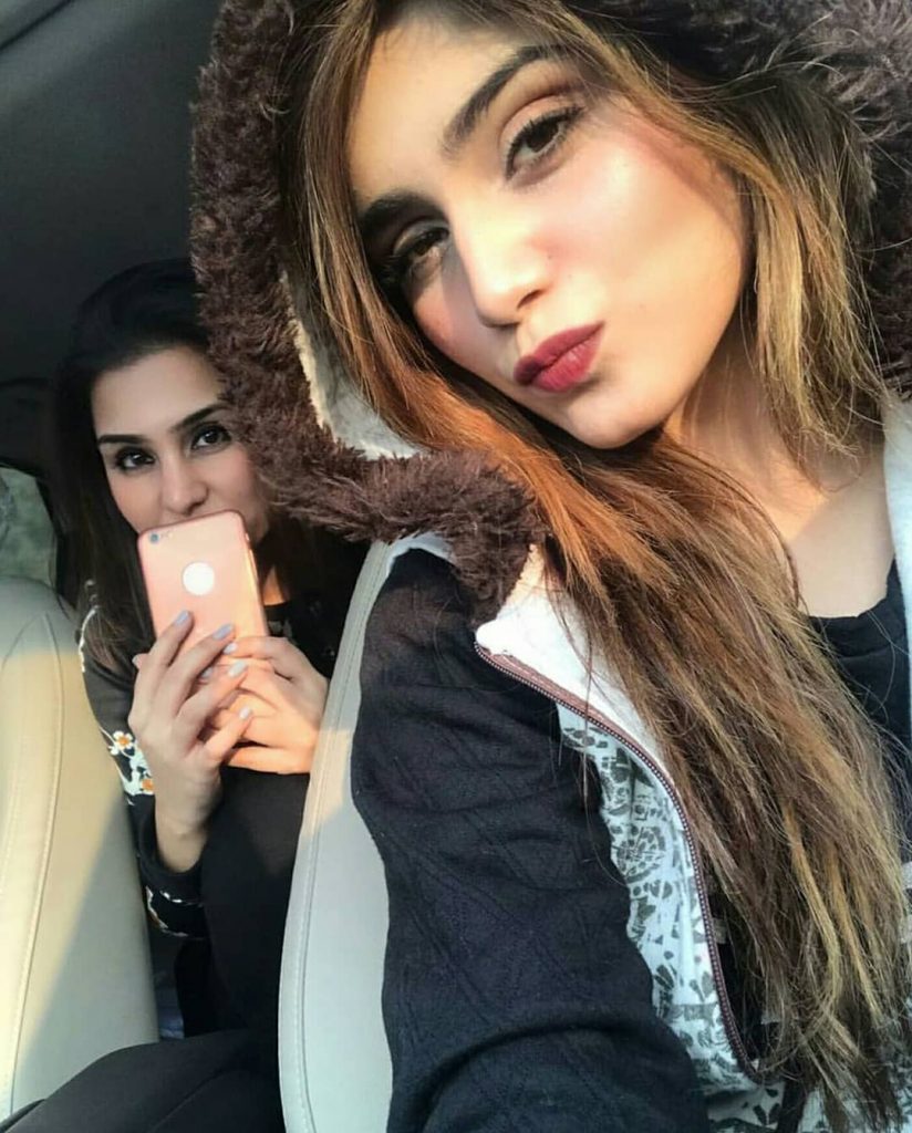 Aima Baig Spending Some Quality Time With Her Sister Komal Baig