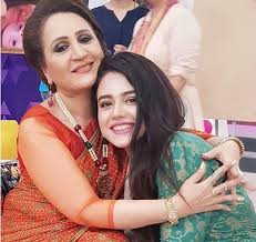 Zara Noor Abbas Pays Tribute To Mother Asma Abbas