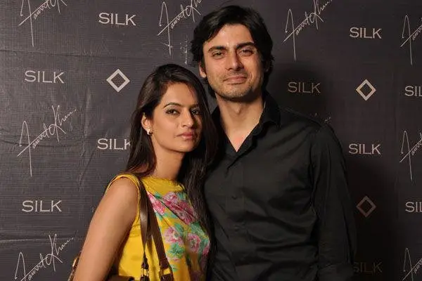 Fawad Khan Wife Sadaf 25 Romantic Pictures Reviewit Pk