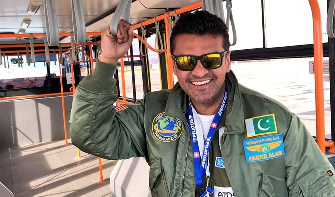 Fakhr e Alam Is All Smiles In Russia
