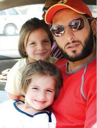 Shahid Afridi Family