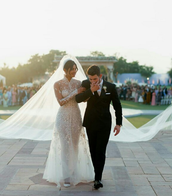 Priyanka Chopra And Nick Jonas's White Wedding-Pictures