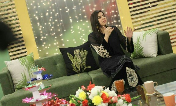 Sara Razi Khan With Husband On Morning Show