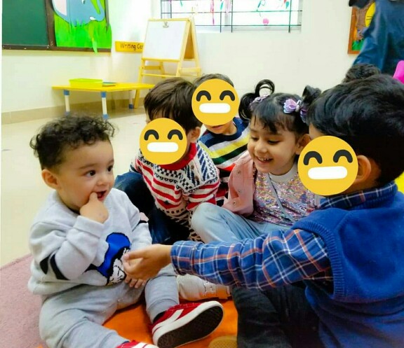 Ayeza Khan And Afifa Jibran With Kids