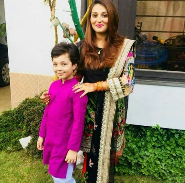 Iqrar Ul Hassan Attended Wedding With First Wife And Son