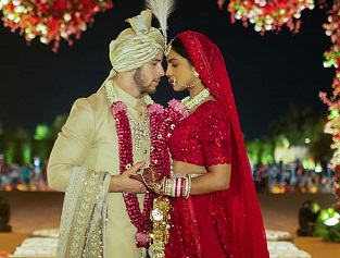 Nick Jonas And Priyanka Chopra's Desi Wedding Ceremony-Pictures