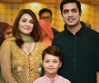 Iqrar Ul Hassan Attended Wedding With First Wife And Son