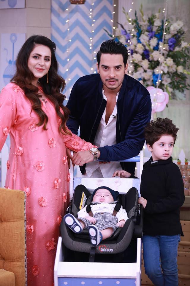 Fatima Effendi and Kanwar Arsalan With Kids - Latest Pictures