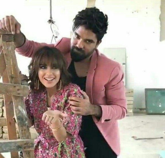 Iqra Aziz And Yasir Hussain's Latest Shoot Among Dating Rumours