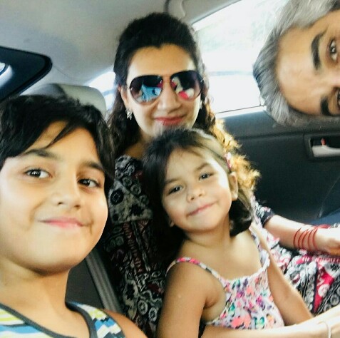 Omair Rana's Beautiful Family-Pictures