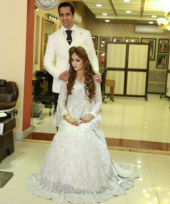 Anchor Aleena Haroon Got Married