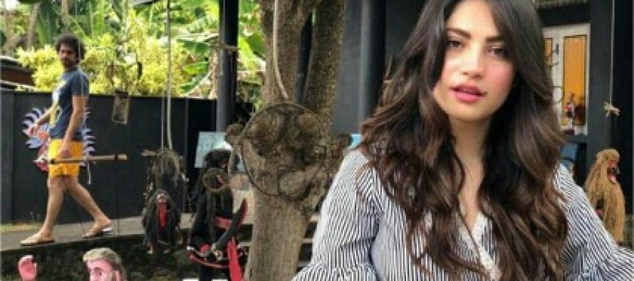 Neelam Muneer’s Latest Clicks With Her Mom