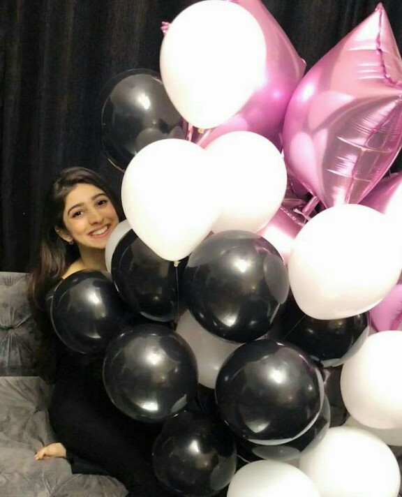 Mariam Nafees Wore All Black Outfit On Her Birthday