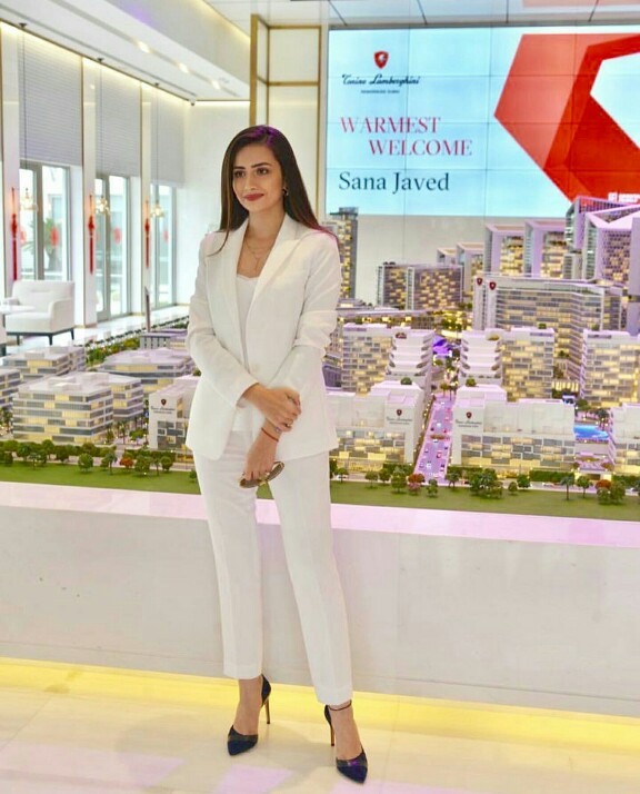 Sana Javed Is A Boss Lady In White