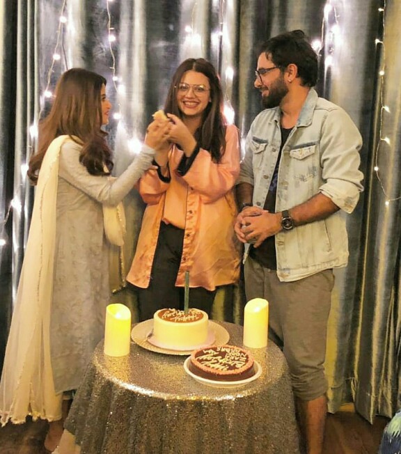 Zara Noor Abbas Celebrates Birthday With Family And Friends