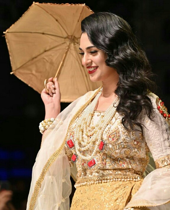 Sarah Khan Is The Perfect Summer Bride