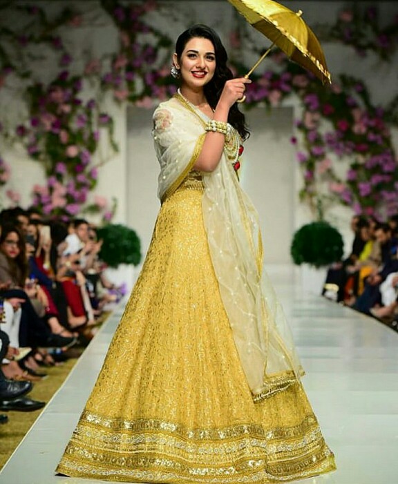 Sarah Khan Is The Perfect Summer Bride