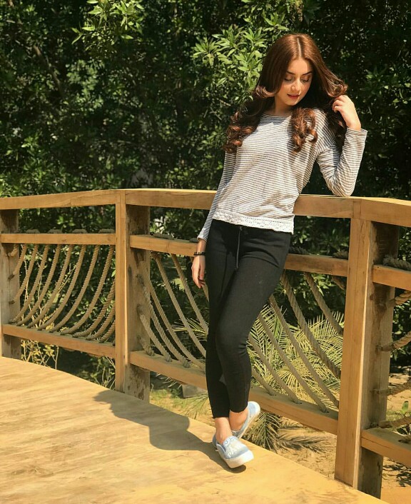 Alizeh Shah Looks Radiant In Latest Pictures
