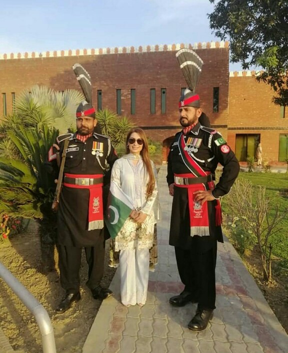 Reema Khan Visits Wagah Border