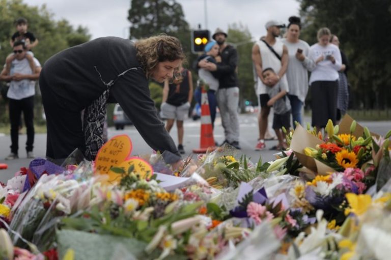Pakistani Celebs Hand Support To NZ Terrorist Attack Victims
