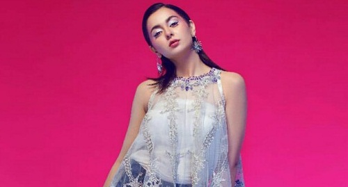 Hania Amir's Latest Photo Shoot Is Edgy And Colourful
