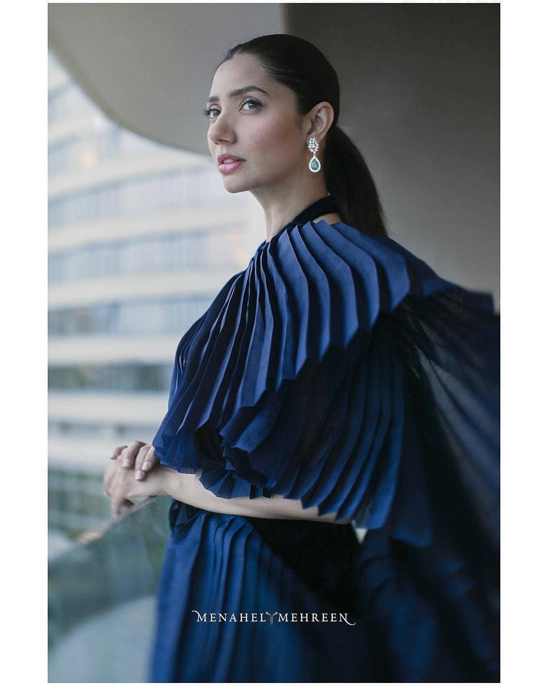 Beautiful Pictures of Gorgeous Mahira Khan in Istanbul Turkey