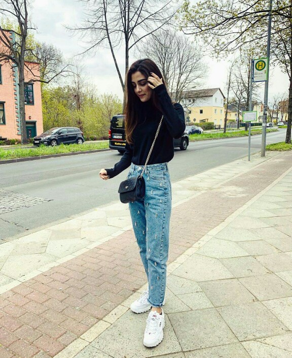 Maya Ali Looks Gorgeous On Her Vacations