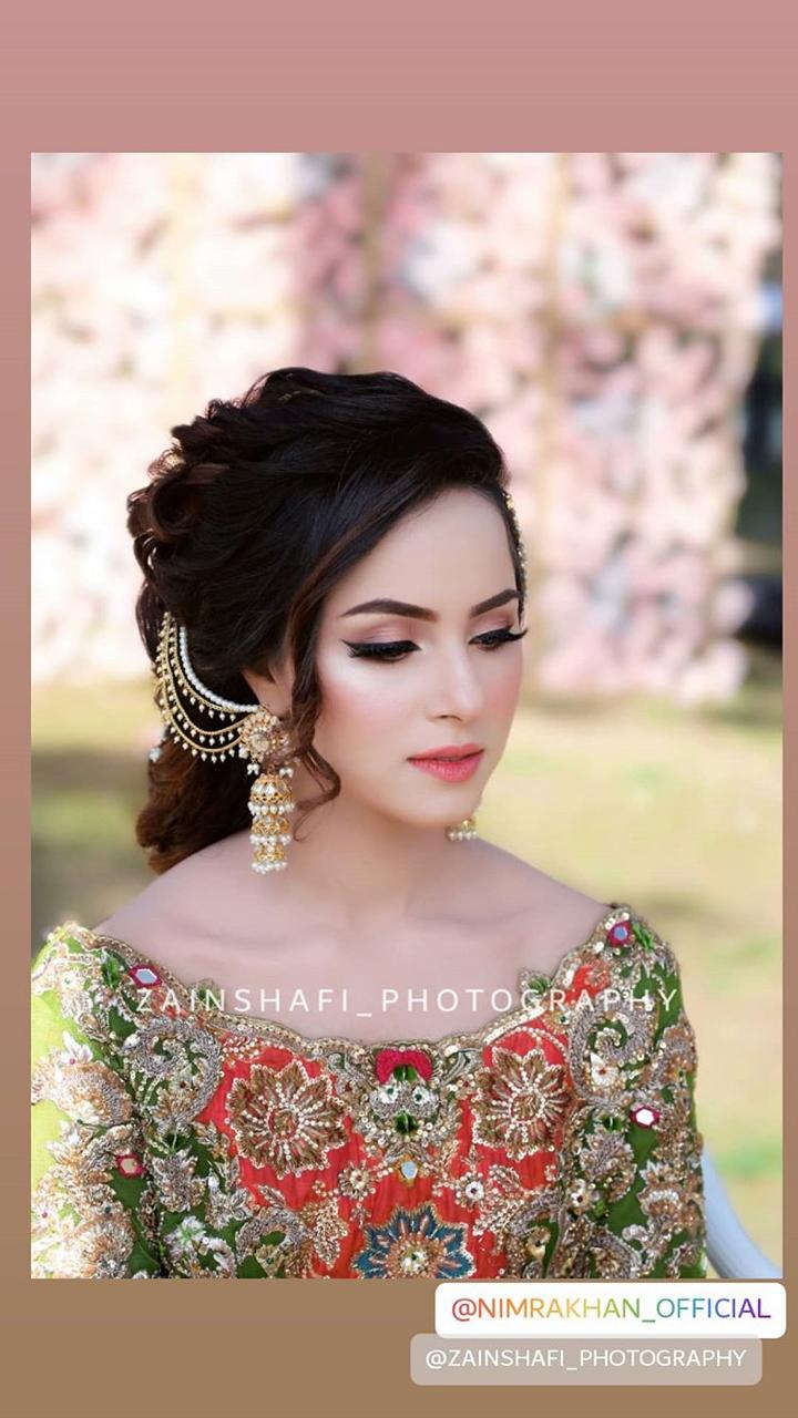 Latest Photoshoot of Beautiful Actress Nimra Khan for Salon