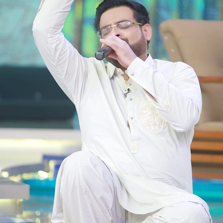 Aamir Liaquat Appeared With Tuba-Not Fired From PTV