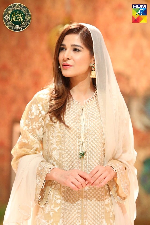 Ayesha Omar Appeared in Today's Ramzan Pakistan Transmission