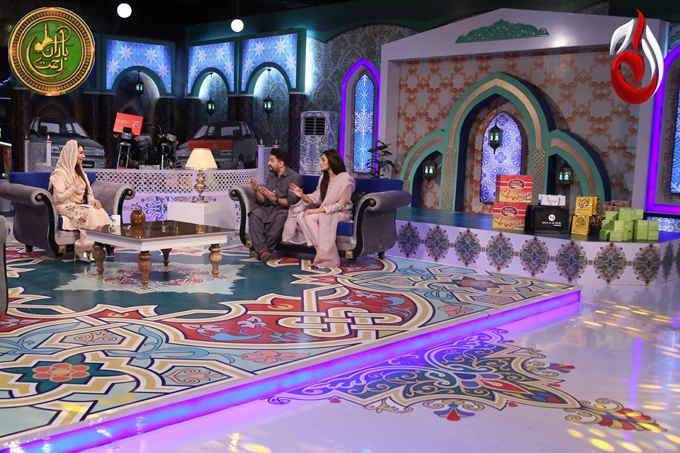 Beautiful Actors Hira and Mani in Reema Khan's Ramazan Transmission Show