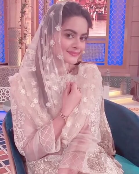 Minal Khan with Her Mother in Ramzan Transmission 2019