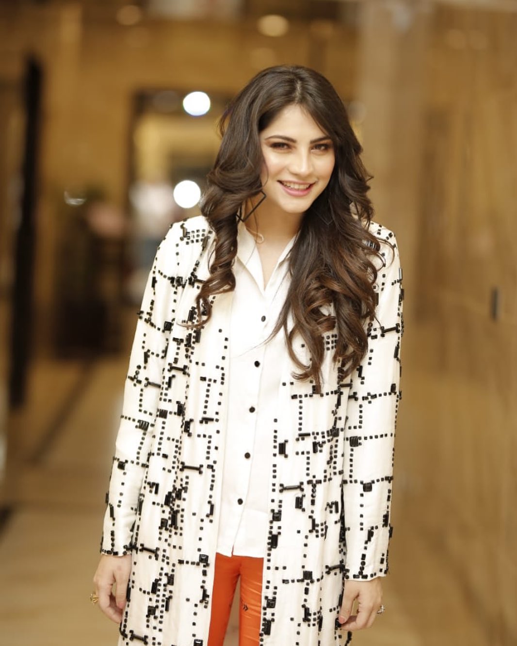 Beautiful Neelum Muneer Khan Latest Clicks from Promotion of Wrong No.2