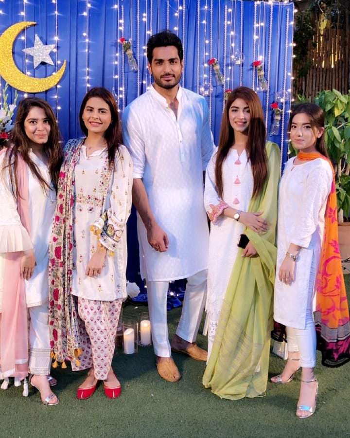 Pakistani Celebrities at the Grand White Iftar Party Last Night