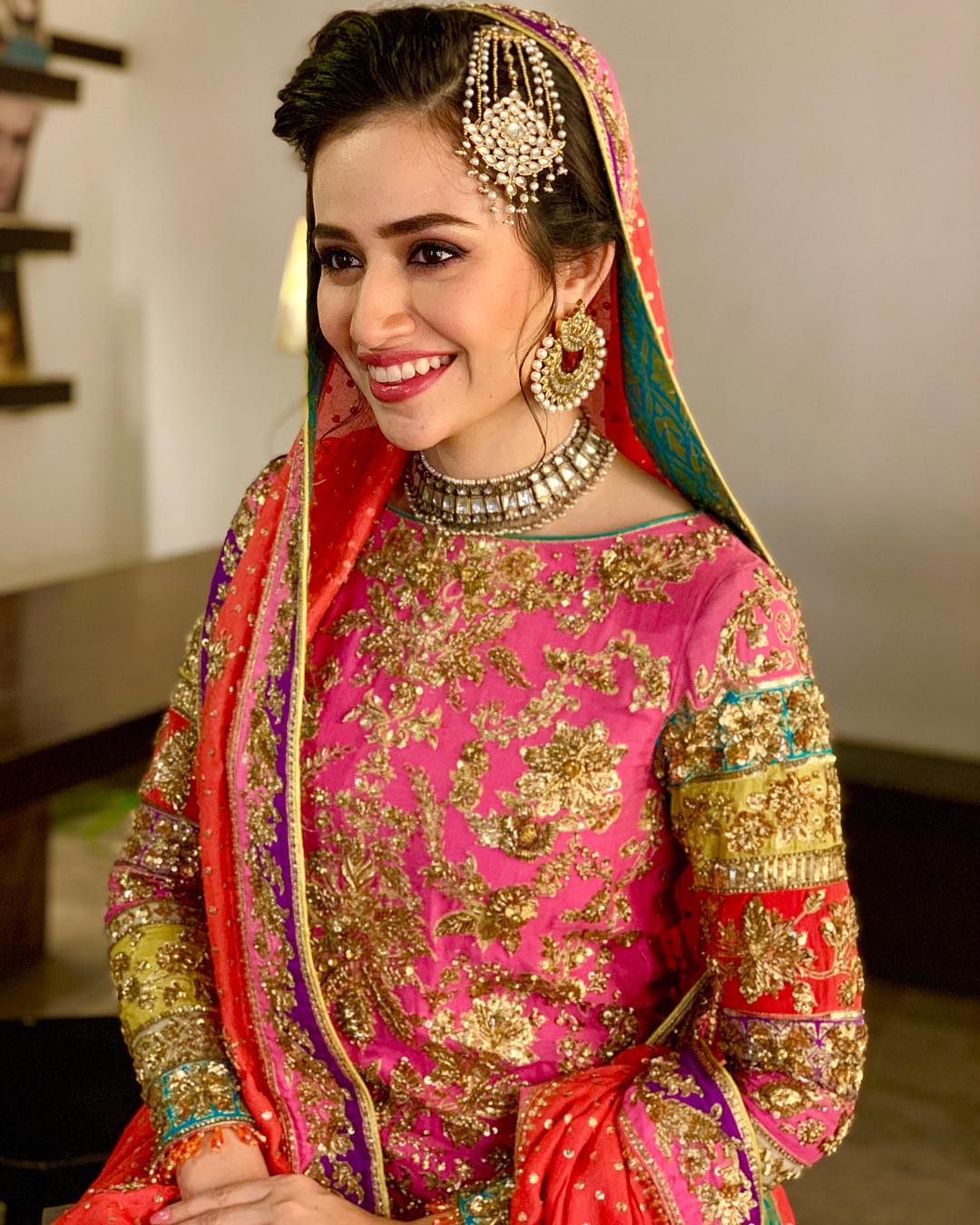 Latest Clicks of Beautiful & Gorgeous Sana Javed