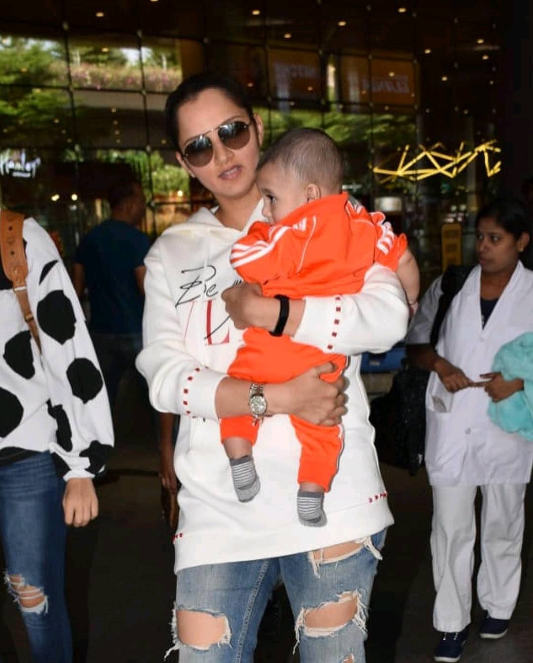 Latest Pictures of Sania Mirza with her Son Izhaan Malik