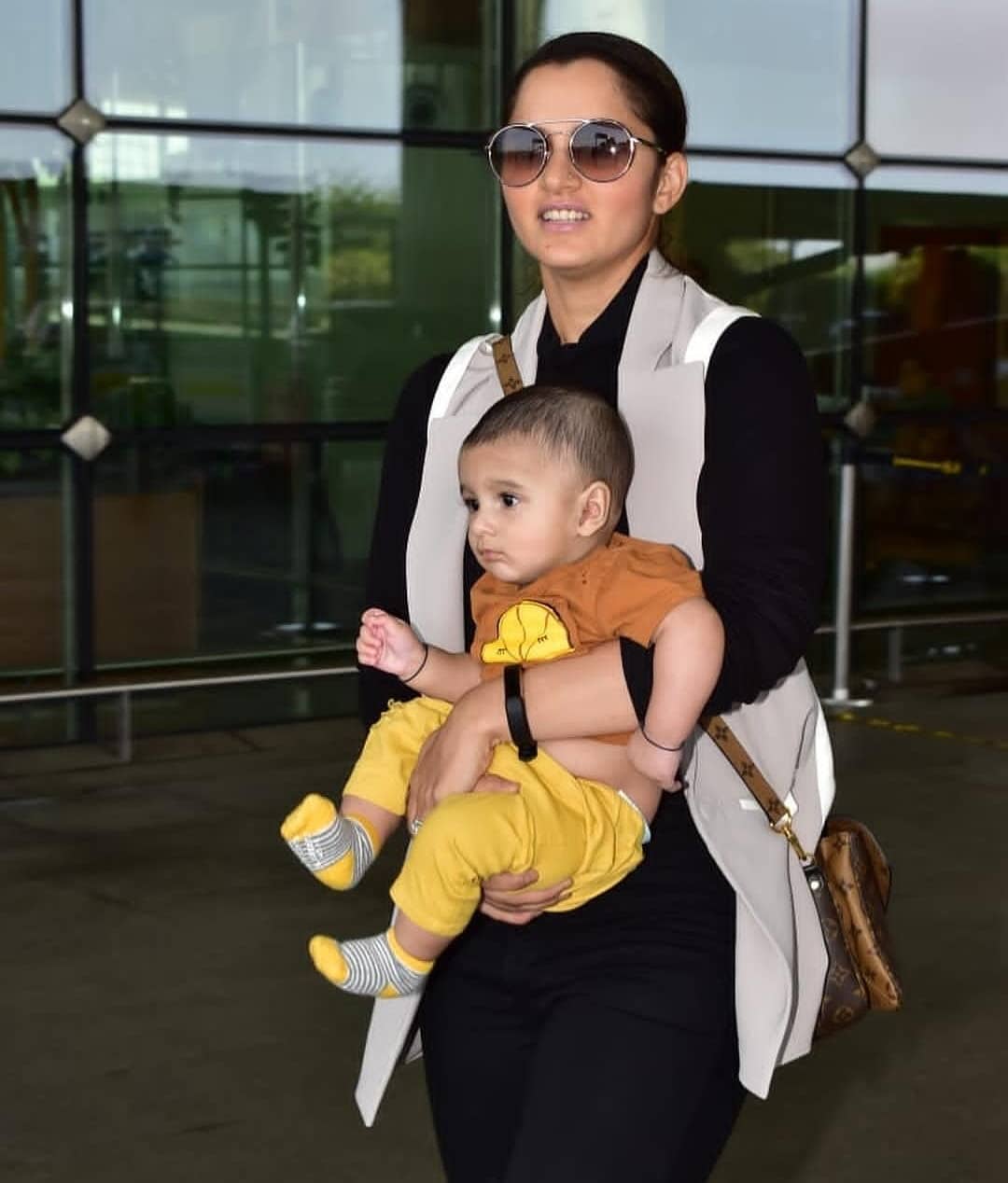 Latest Pictures of Sania Mirza with her Cute Son Izhaan Mirza Malik