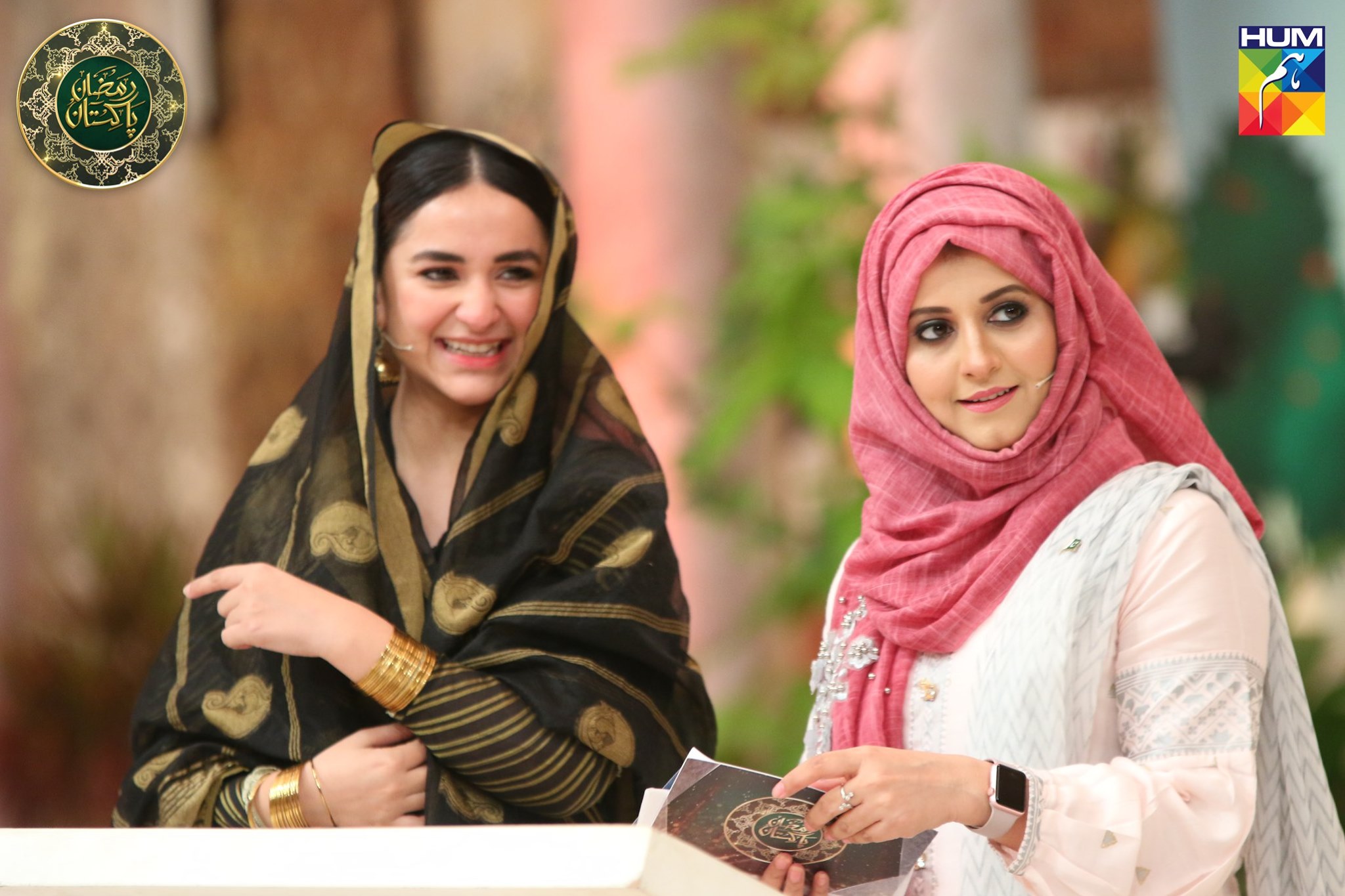 Beautiful Clicks of Actress Yumna Zaidi in Ramzan Pakistan Transmission