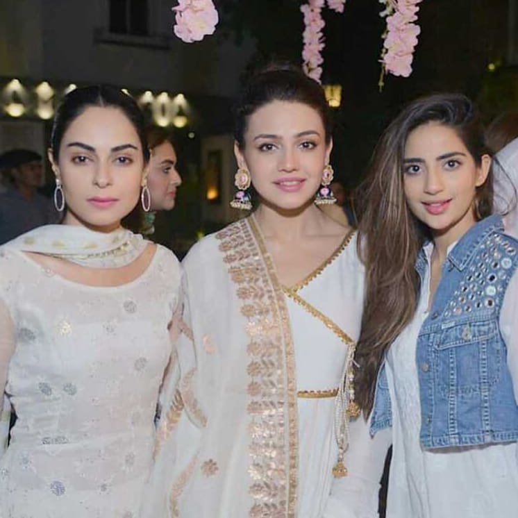 Latest Clicks of Beautiful Actresses Zara Noor and Saboor Aly from White Iftar Party