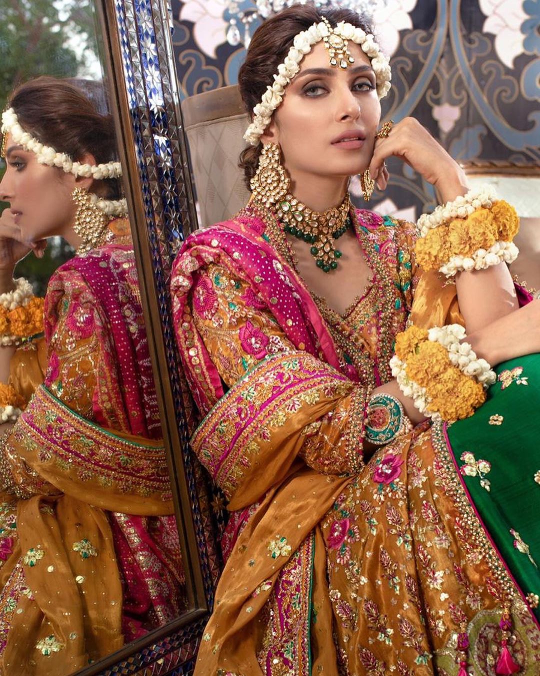 Latest Beautiful Photo Shoot of Actress Ayeza Khan