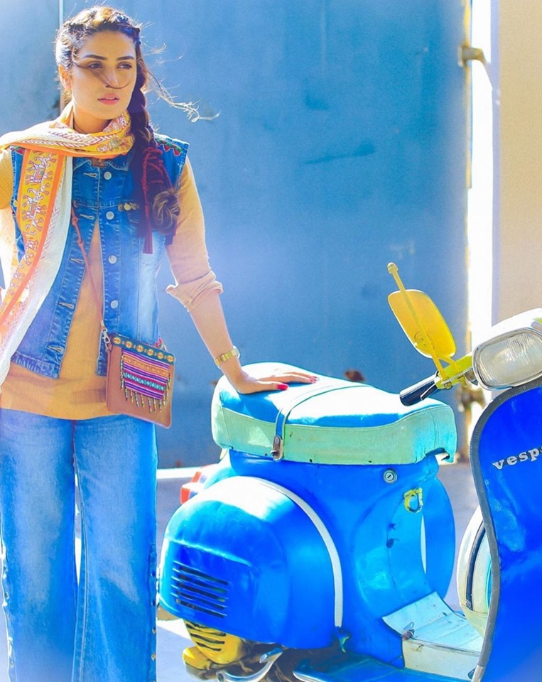 Beautiful Clicks of Gorgeous Ayeza Khan for Eid Telefilm Vespa Girl